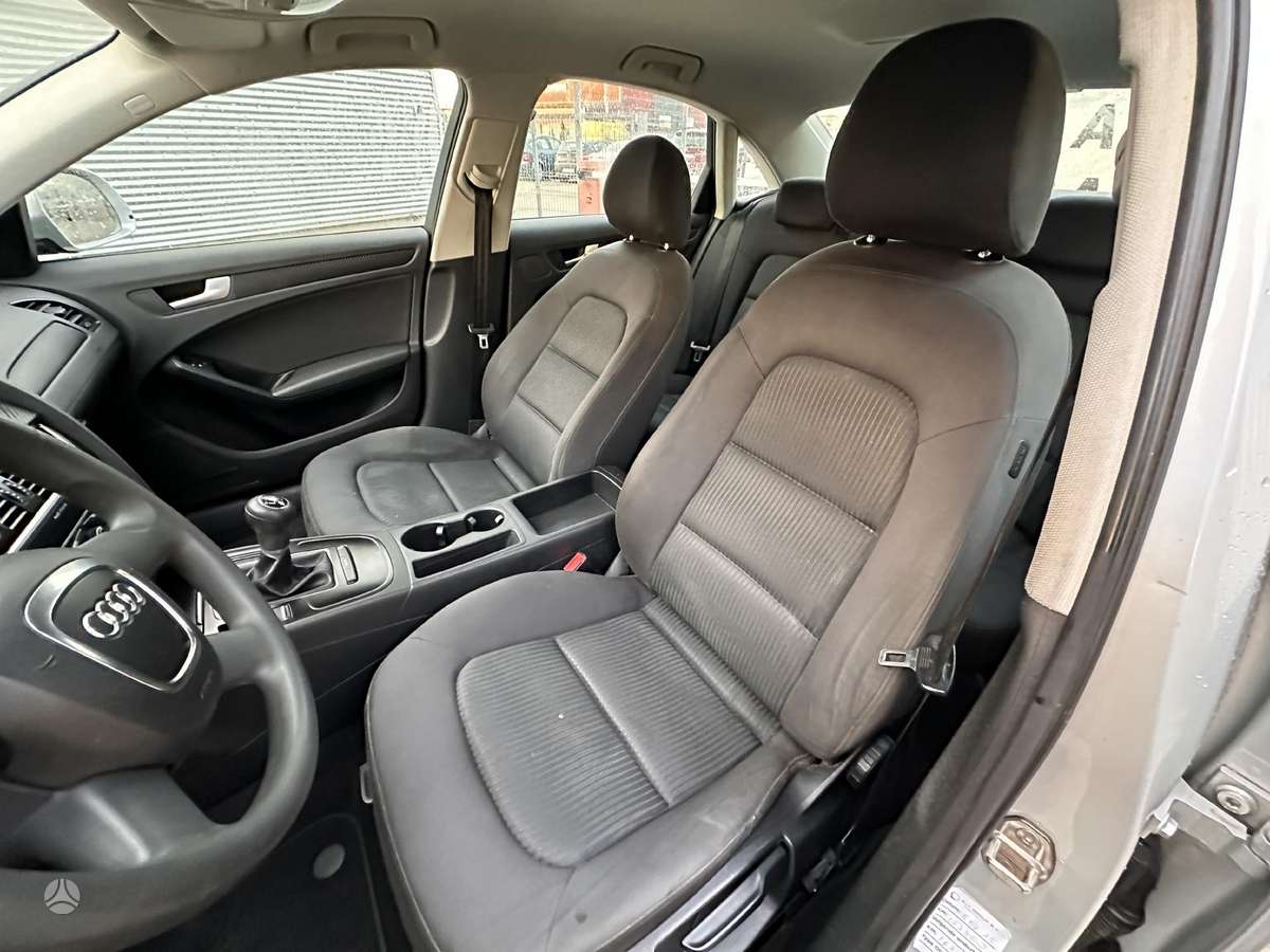 Audi A4, 1.8 l., Седан