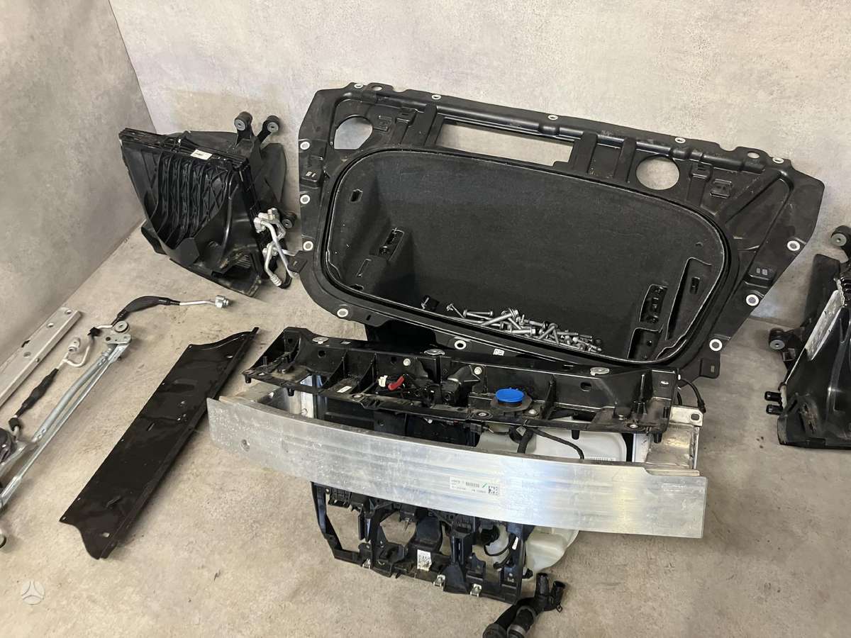 Porsche Taycan body parts