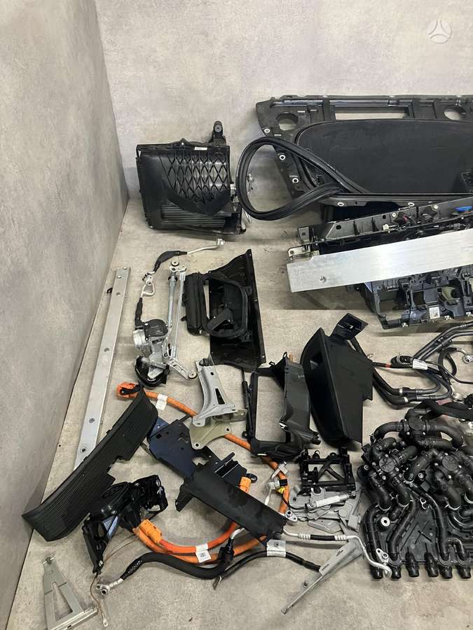 Porsche Taycan body parts