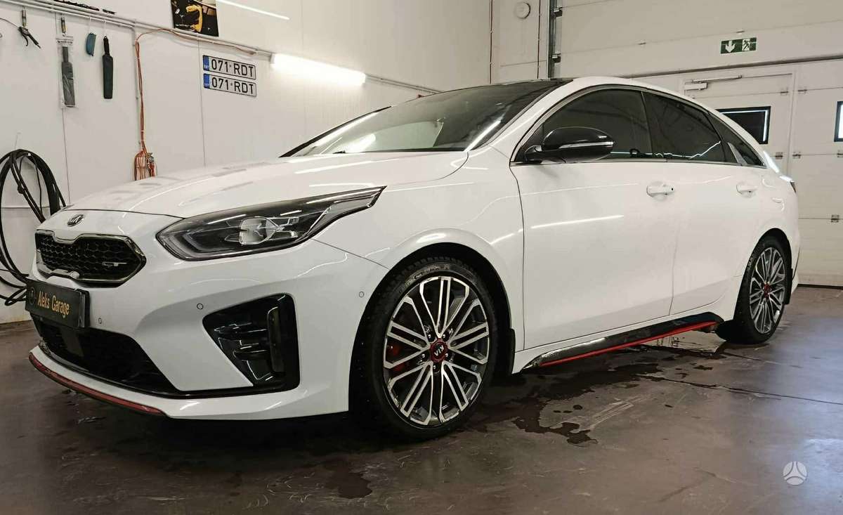 Kia ProCeed, 1.6 l., hatchback