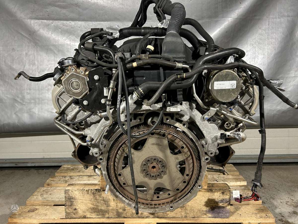 Porsche Cayenne, CFT, dalimis
