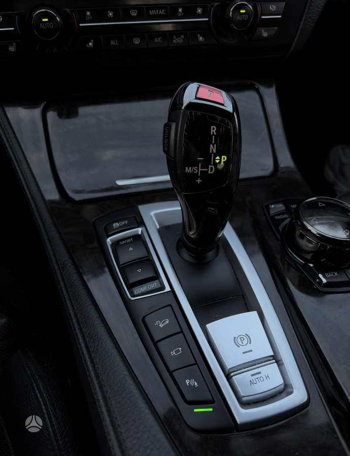 BMW 535, 3.0 l., Седан