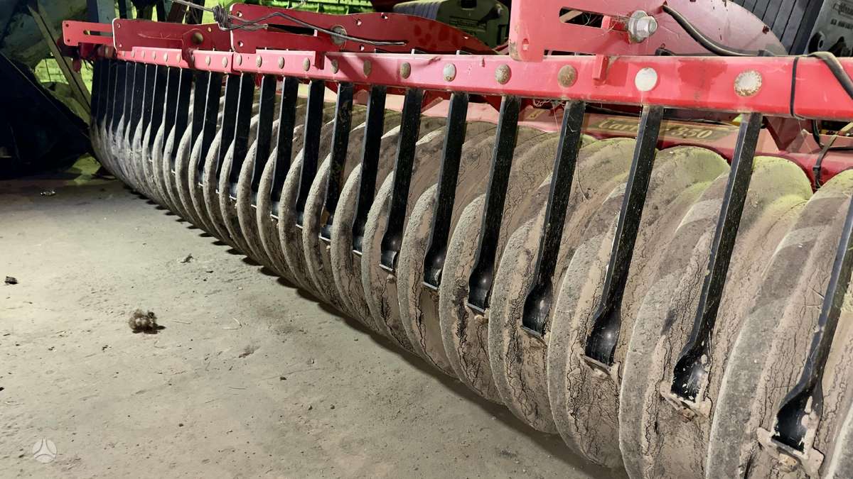 Vaderstad Carrier 350, žemės dirbimo / ruošimo technika
