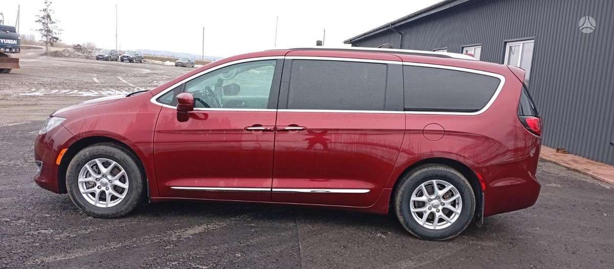 Chrysler Pacifica, 3.6 l., Минивэн