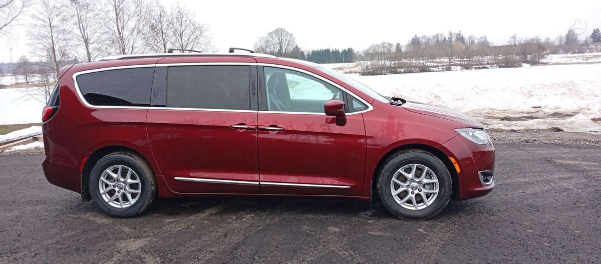 Chrysler Pacifica, 3.6 l., Минивэн