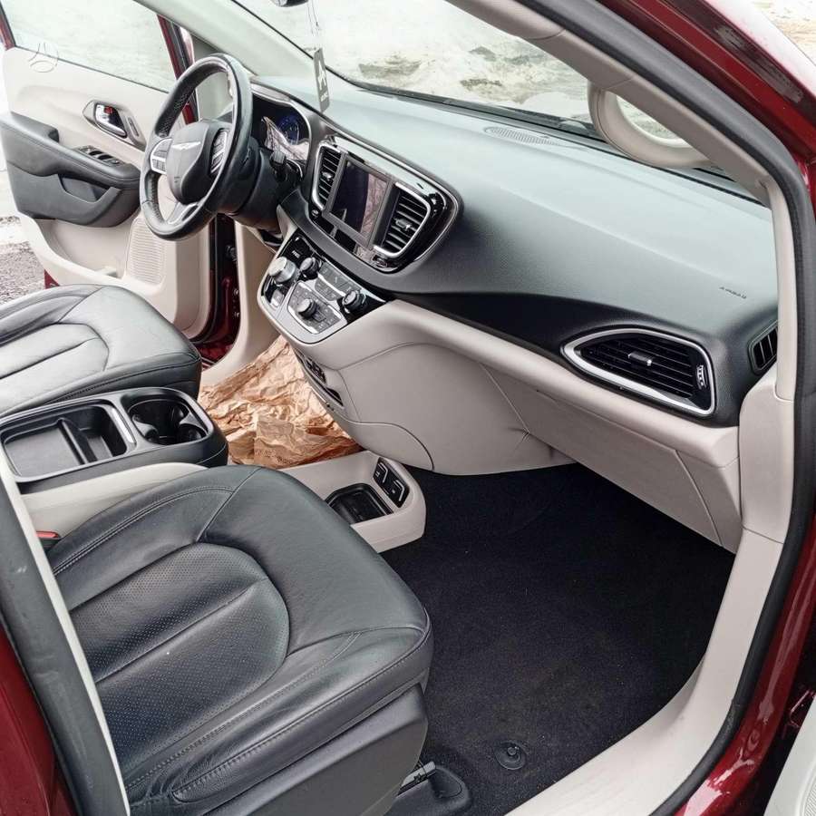 Chrysler Pacifica, 3.6 l., Минивэн