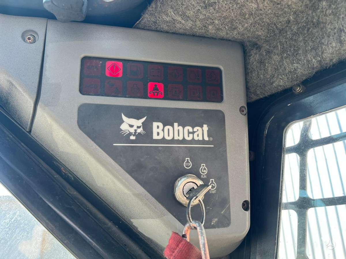Bobcat S150, mini krautuvai