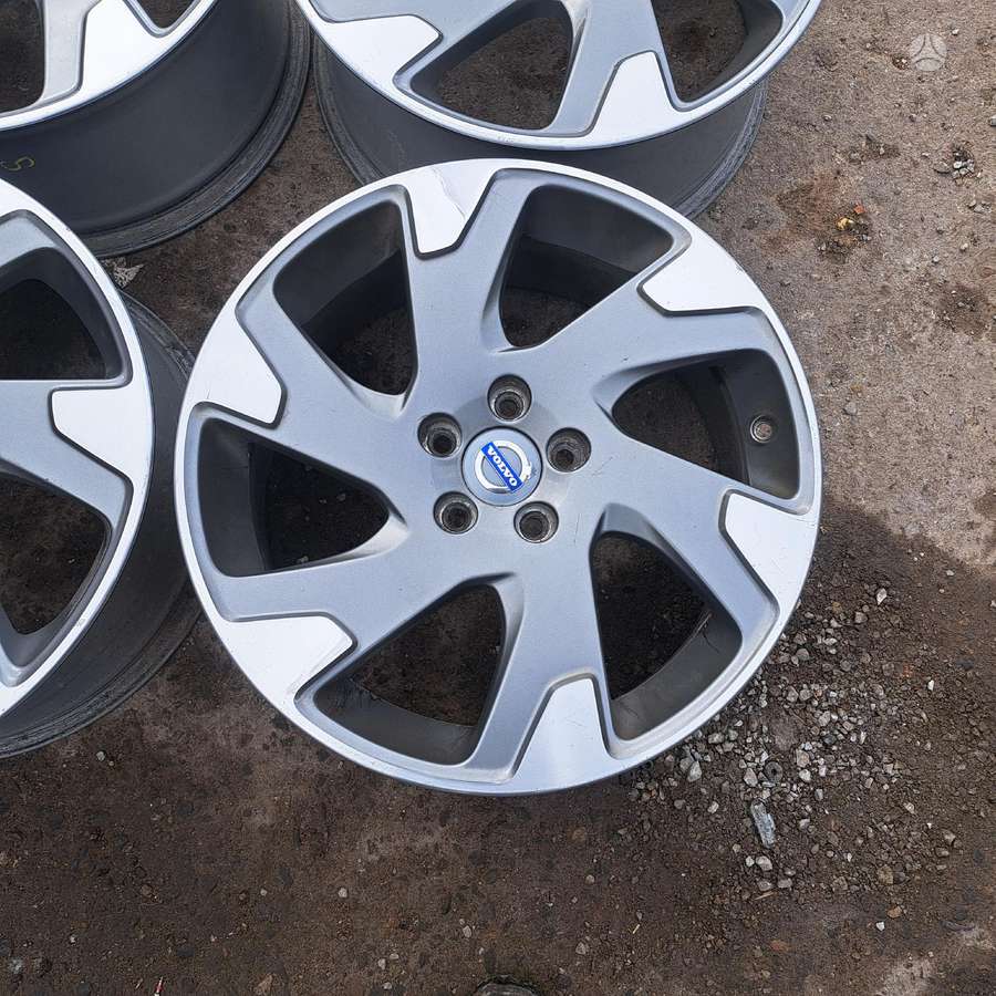 Volvo, light alloy, R18