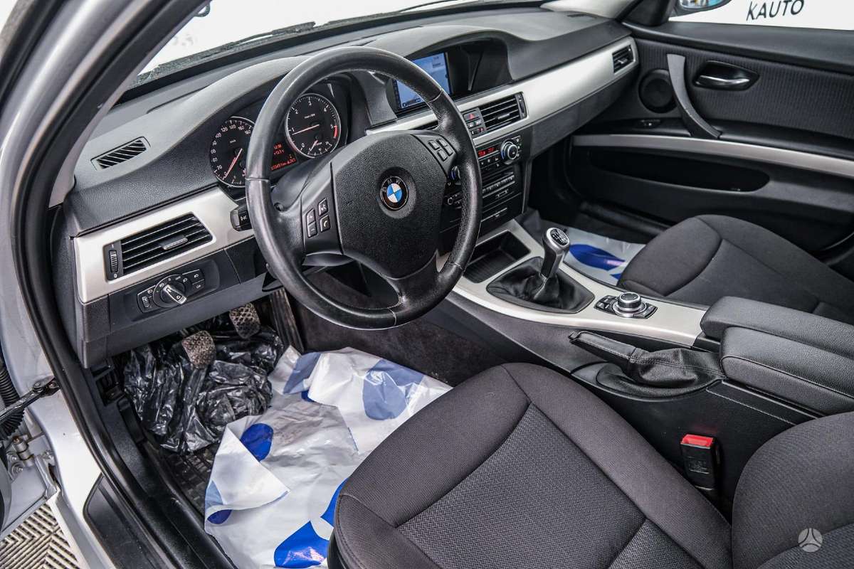 BMW 320, 2.0 l., Универсал