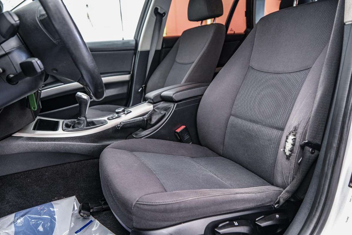 BMW 320, 2.0 l., Универсал