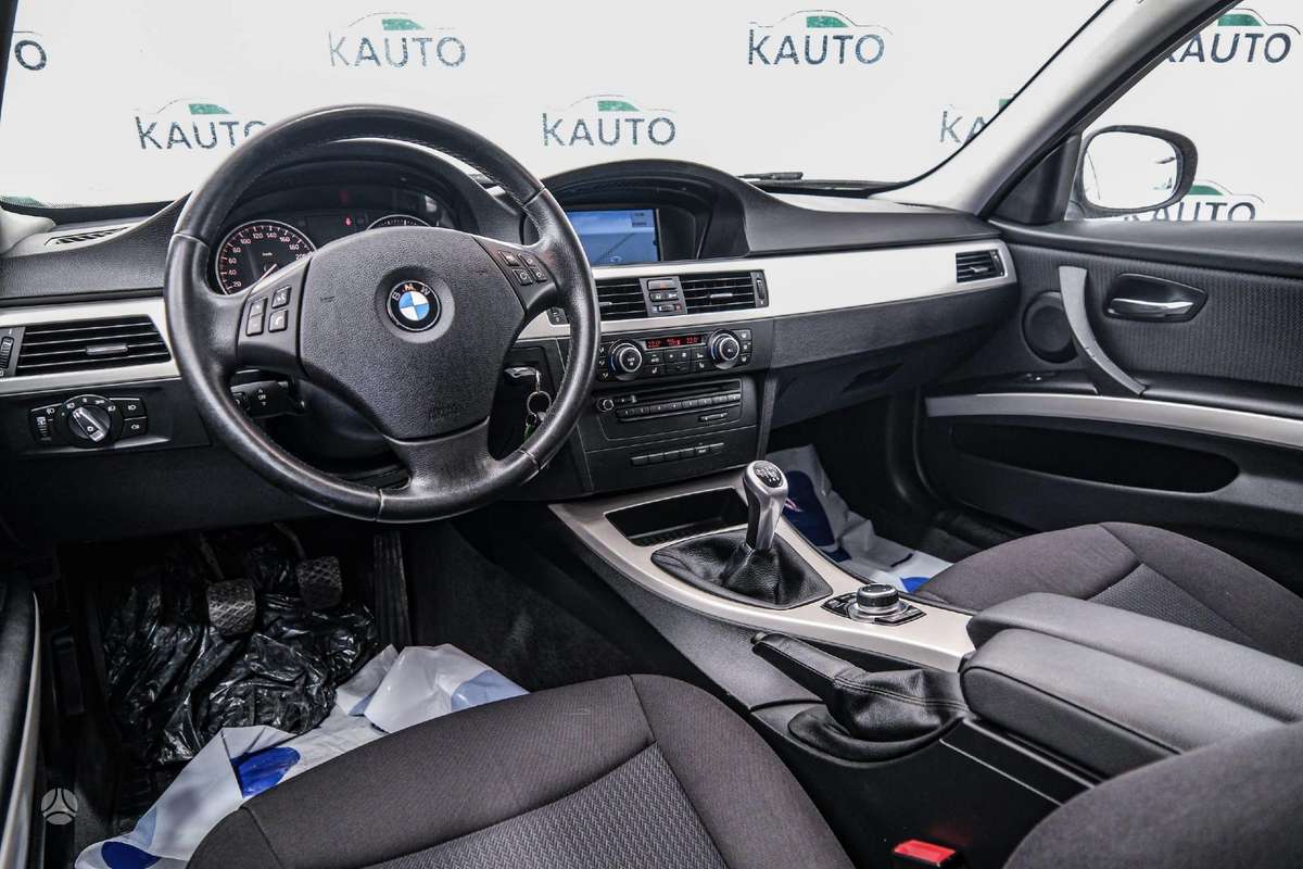 BMW 320, 2.0 l., Универсал