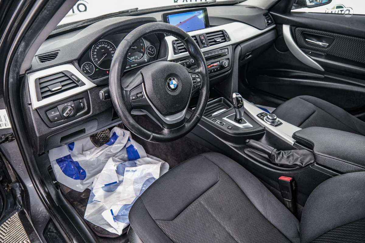 BMW 330, 3.0 l., universalas