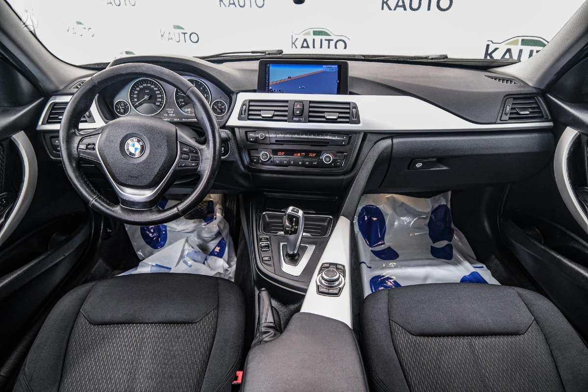 BMW 330, 3.0 l., wagon
