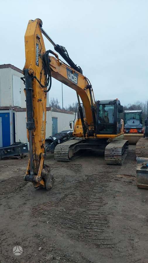 JSB JS220LC, excavator