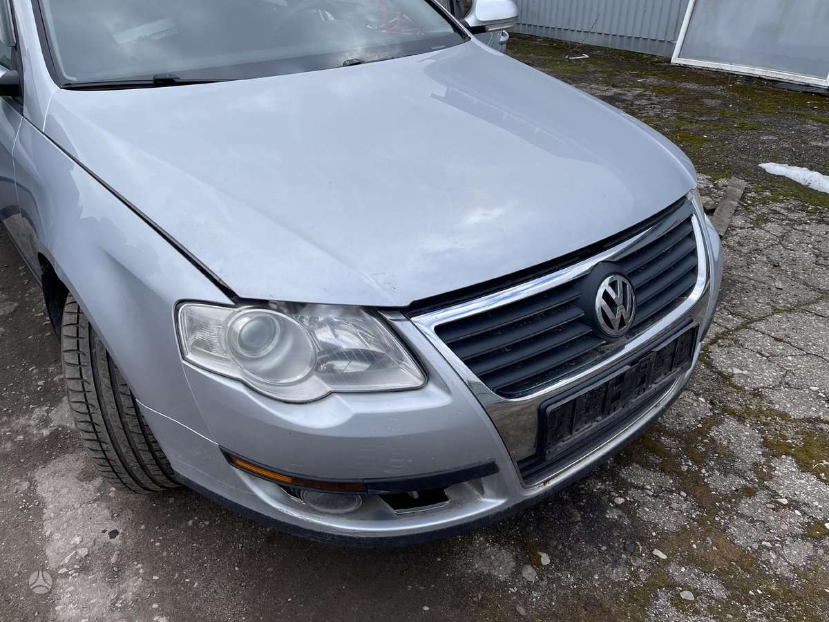 Volkswagen Passat for parts