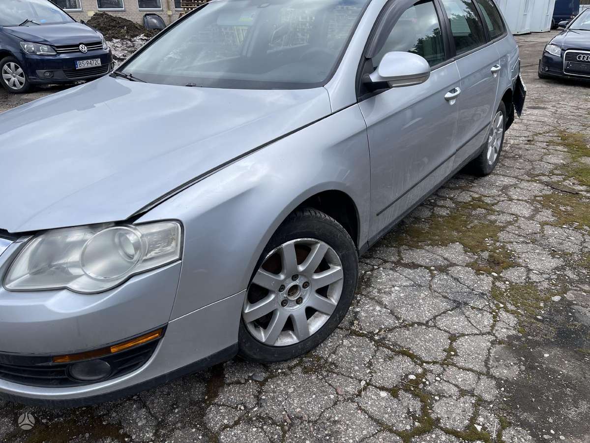 Volkswagen Passat for parts