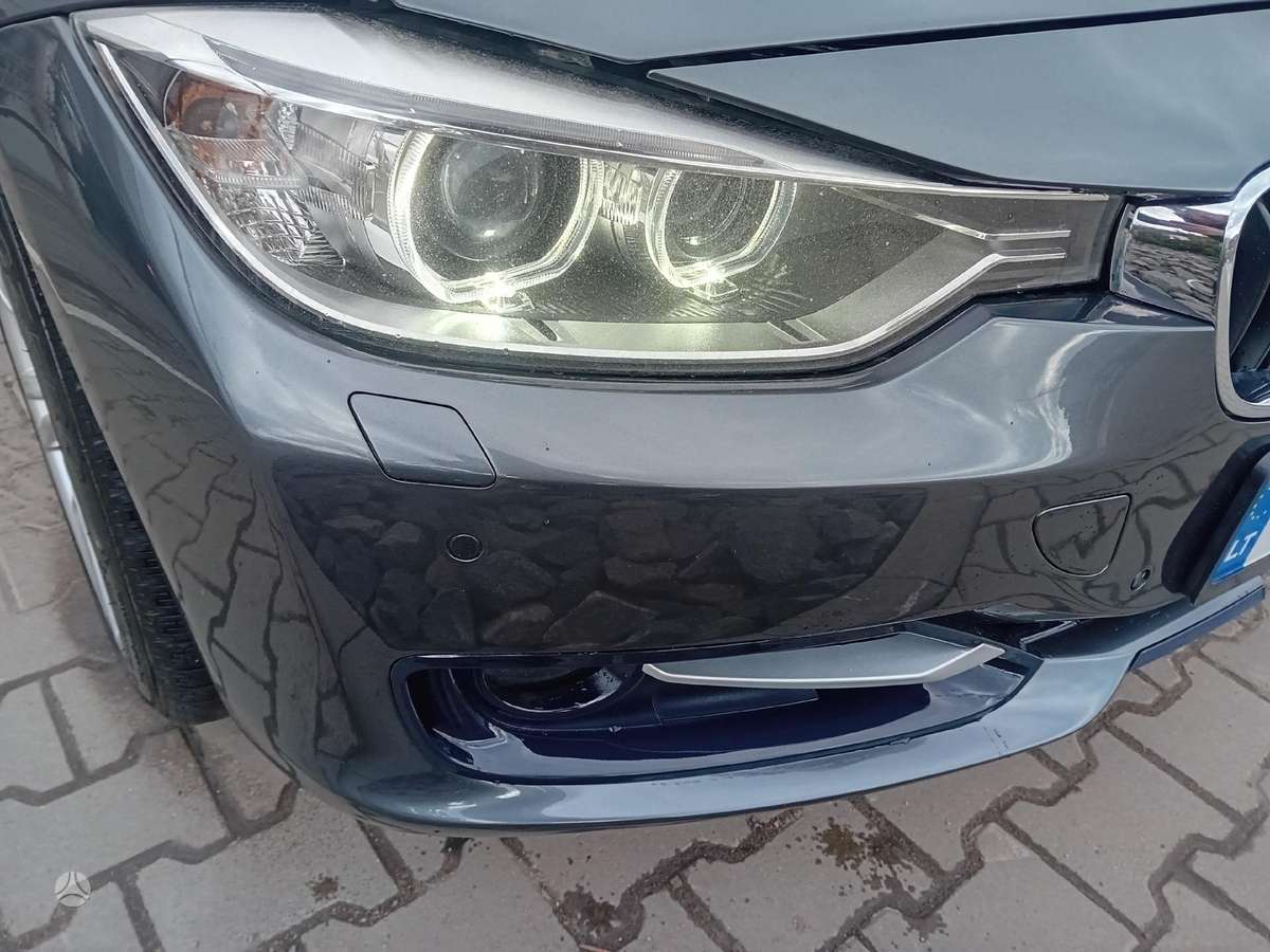 BMW 330, 3.0 l., wagon