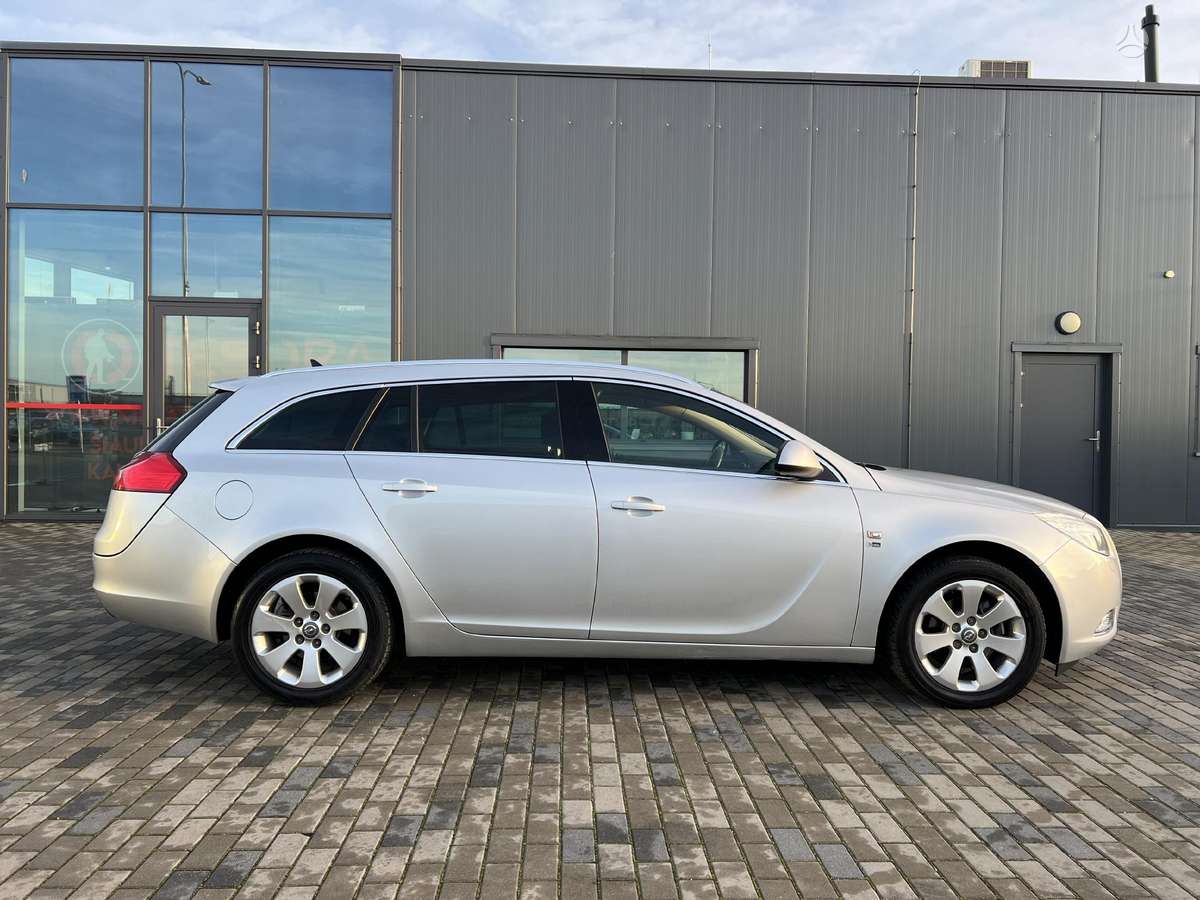 Opel Insignia, 2.0 l., Универсал