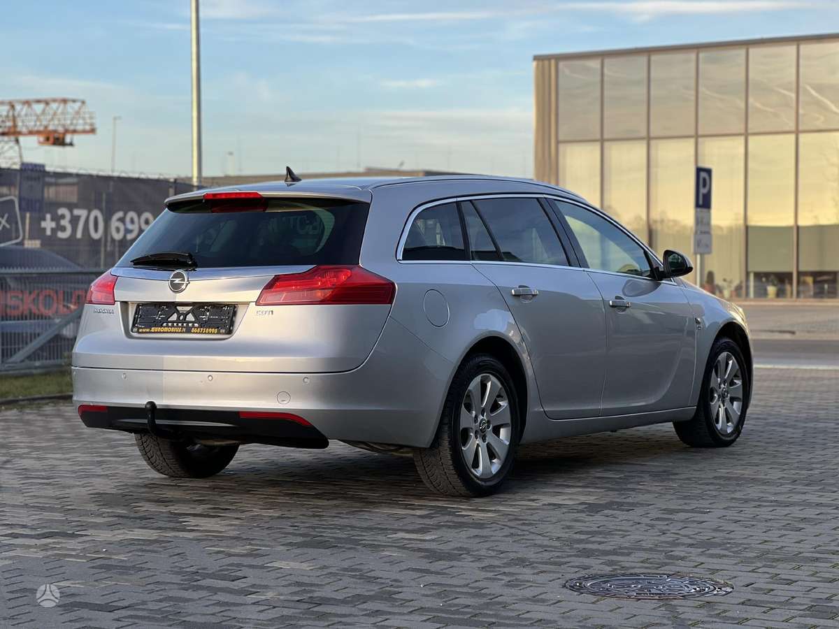Opel Insignia, 2.0 l., Универсал