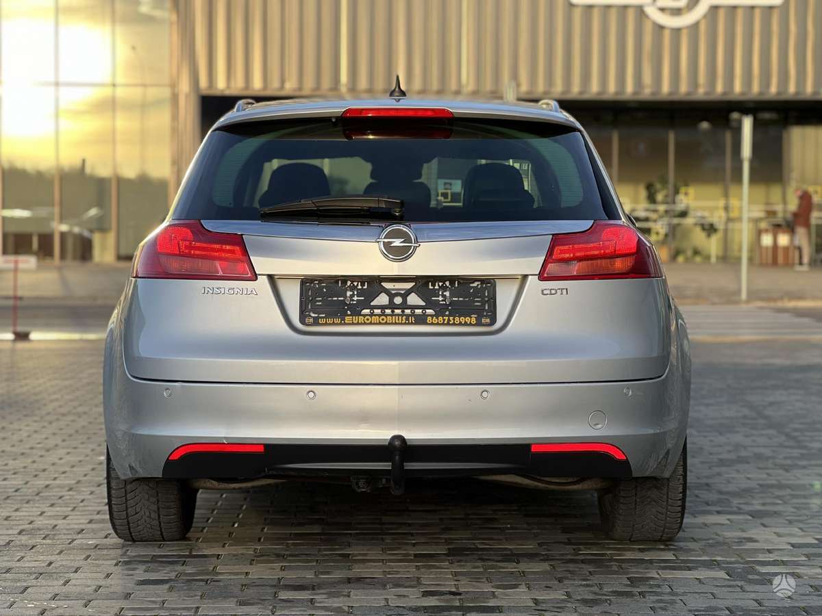 Opel Insignia, 2.0 l., Универсал