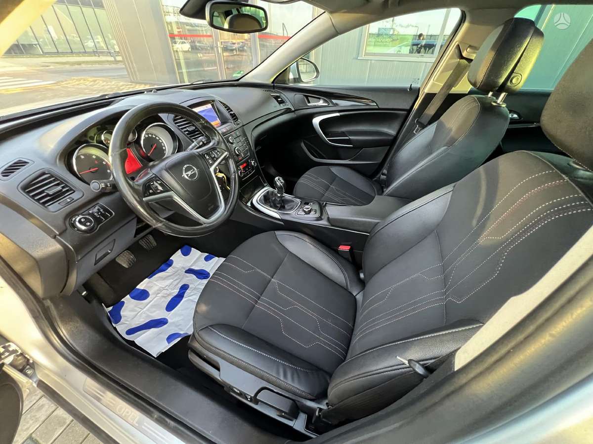 Opel Insignia, 2.0 l., Универсал