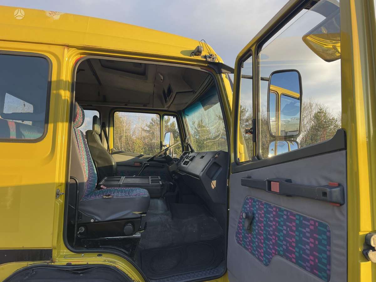 Mercedes-Benz 817, dumpers with crane