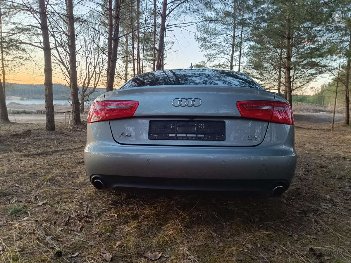 Audi A6, 3.0 l., Седан