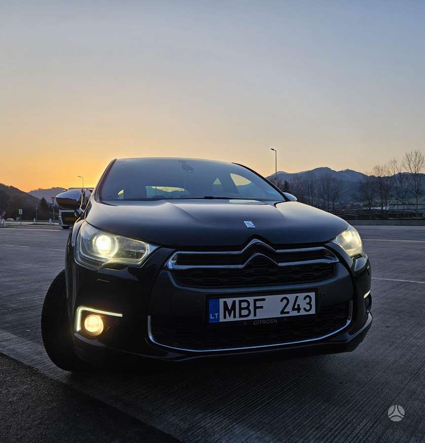 Citroen DS4, 2.0 l., Хэтчбек
