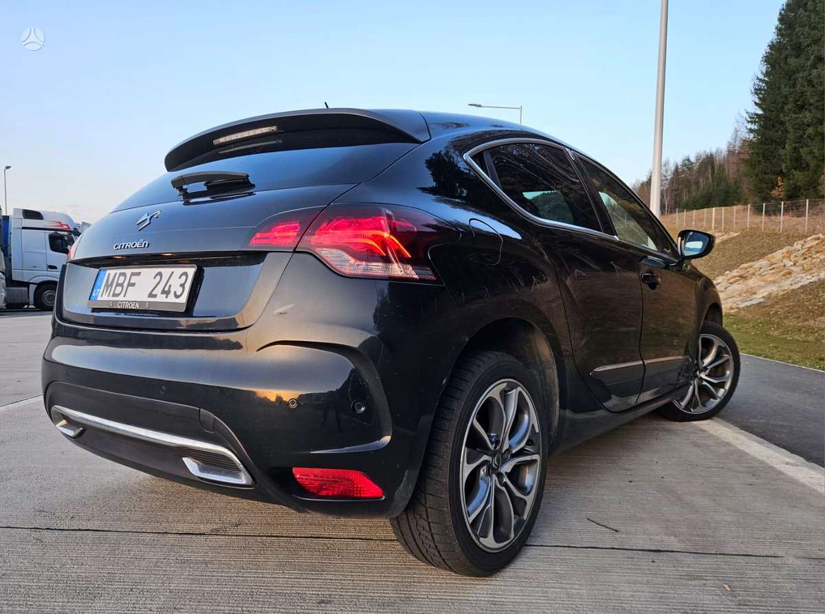 Citroen DS4, 2.0 l., Хэтчбек