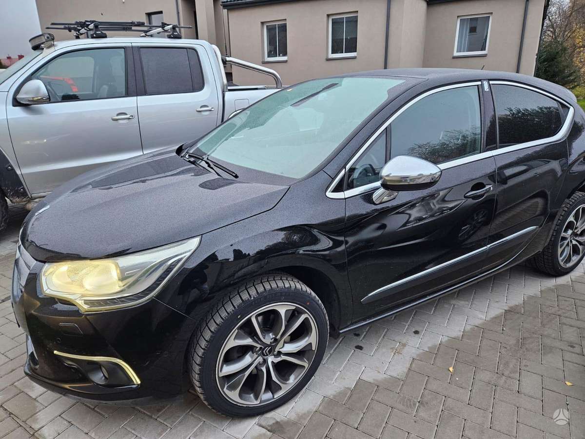 Citroen DS4, 2.0 l., Хэтчбек