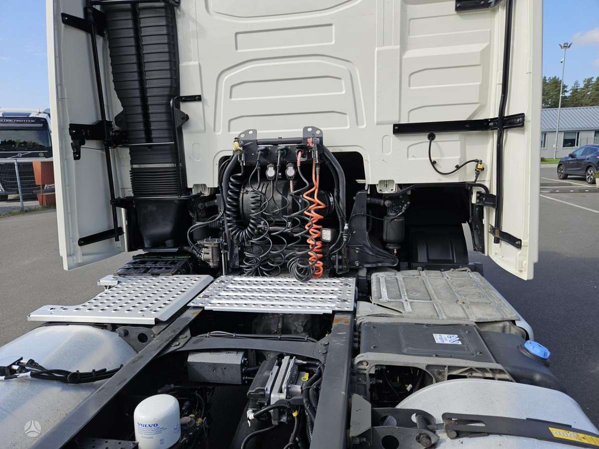 Volvo FH 460 EURO6, double sleeper