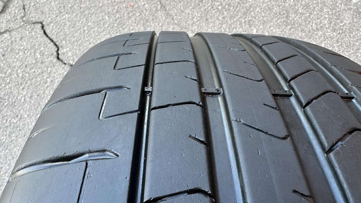 Pirelli PZero, summer 245/40 R20