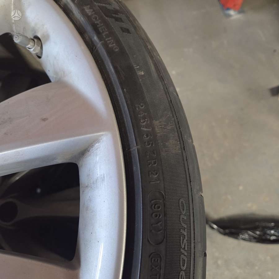 TESLA Model S, light alloy, R21