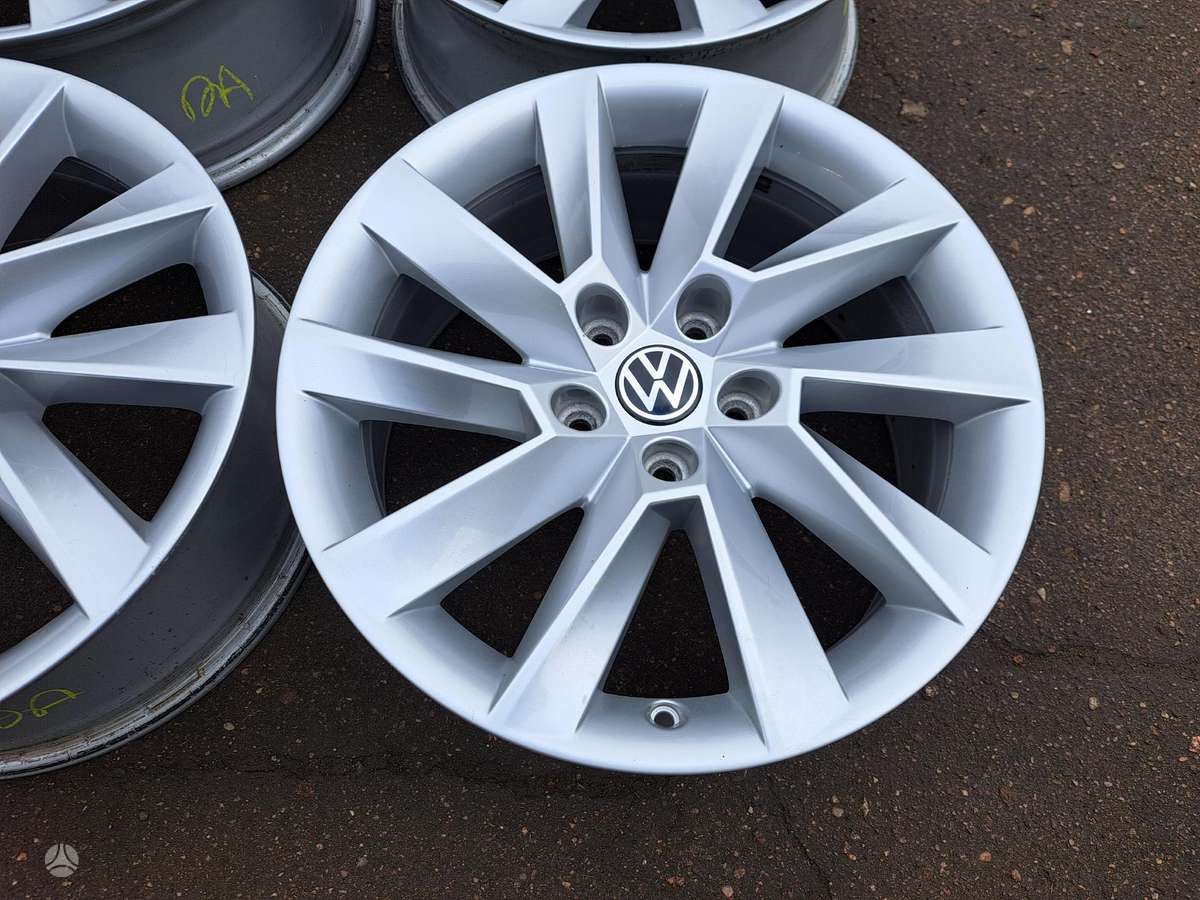 Volkswagen Passat, light alloy, R17