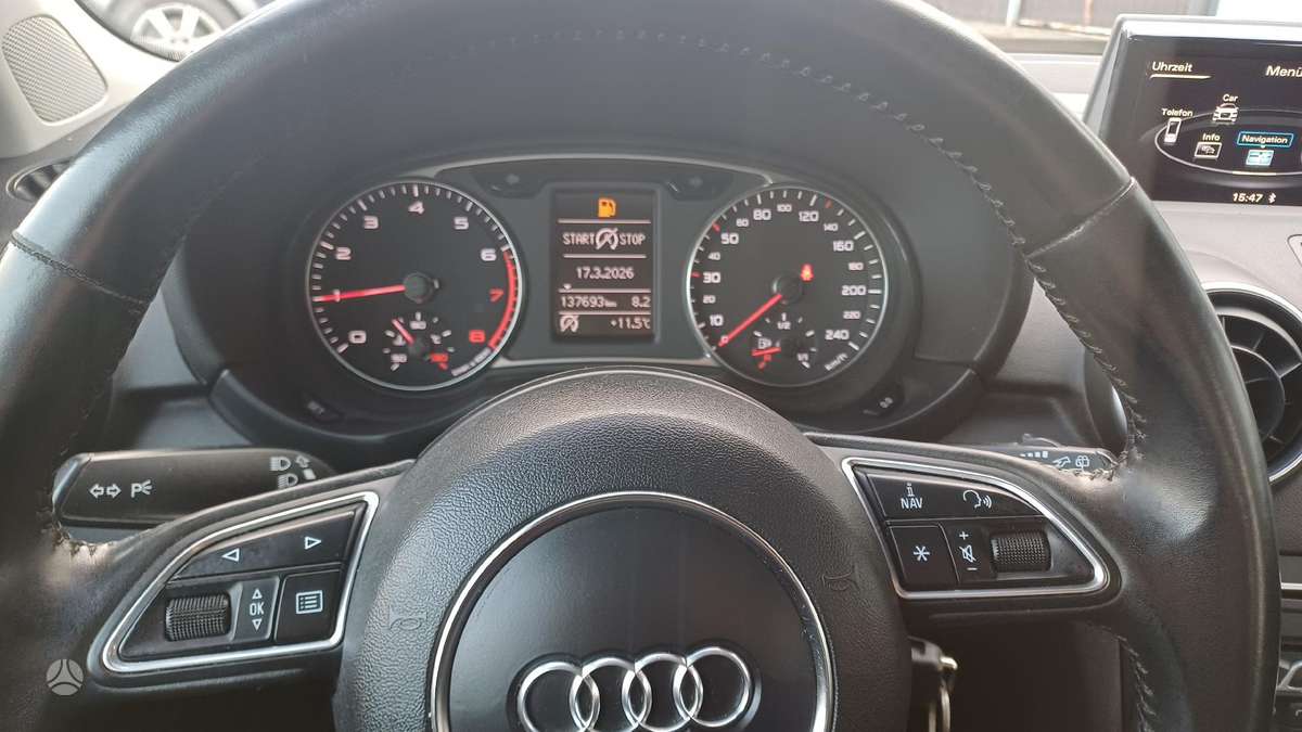 Audi A1, 1.0 l., Хэтчбек