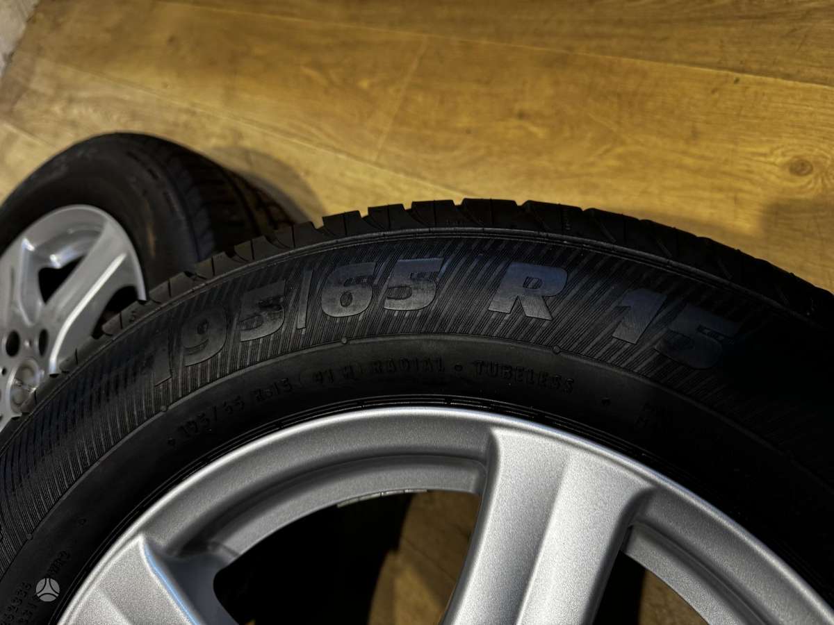 Enzo Su padangomis, light alloy, R15