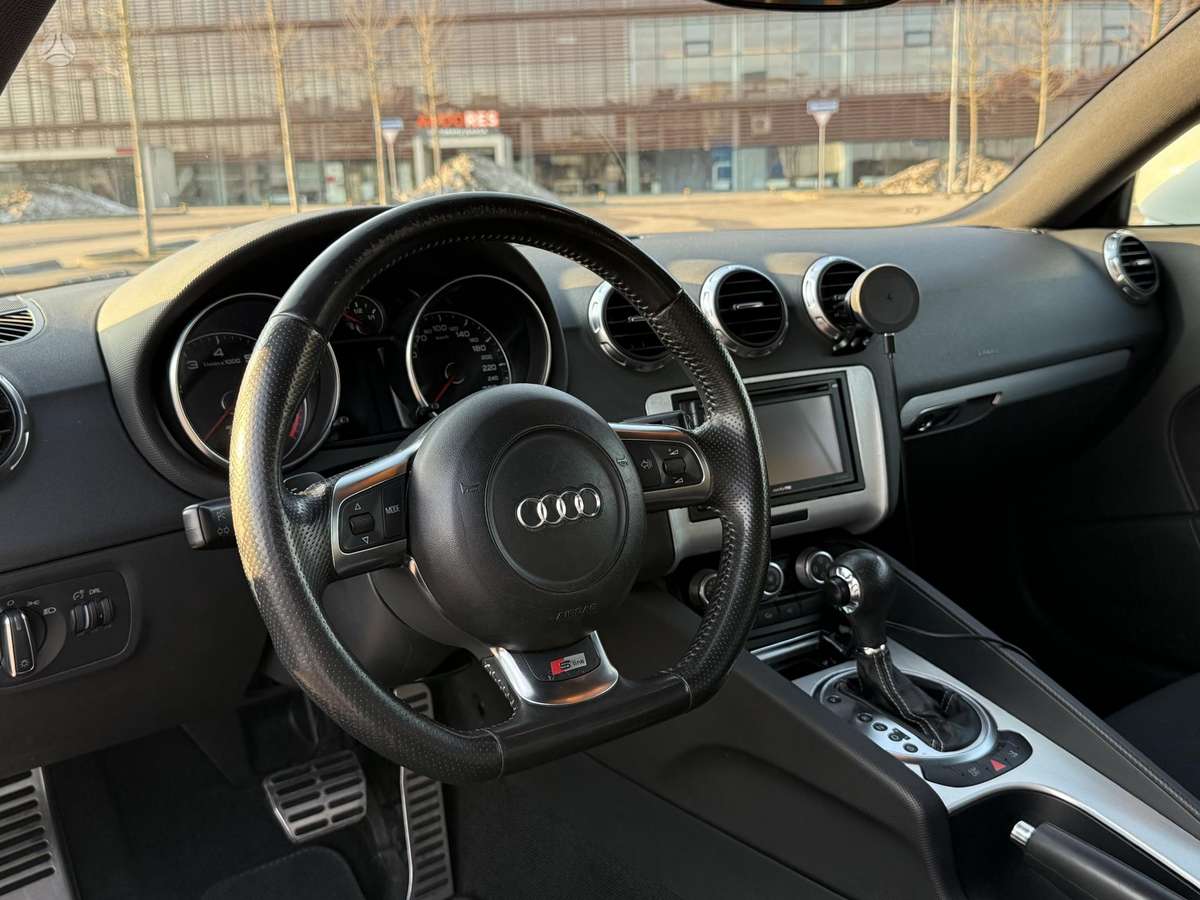Audi TT, 2.0 l., coupe