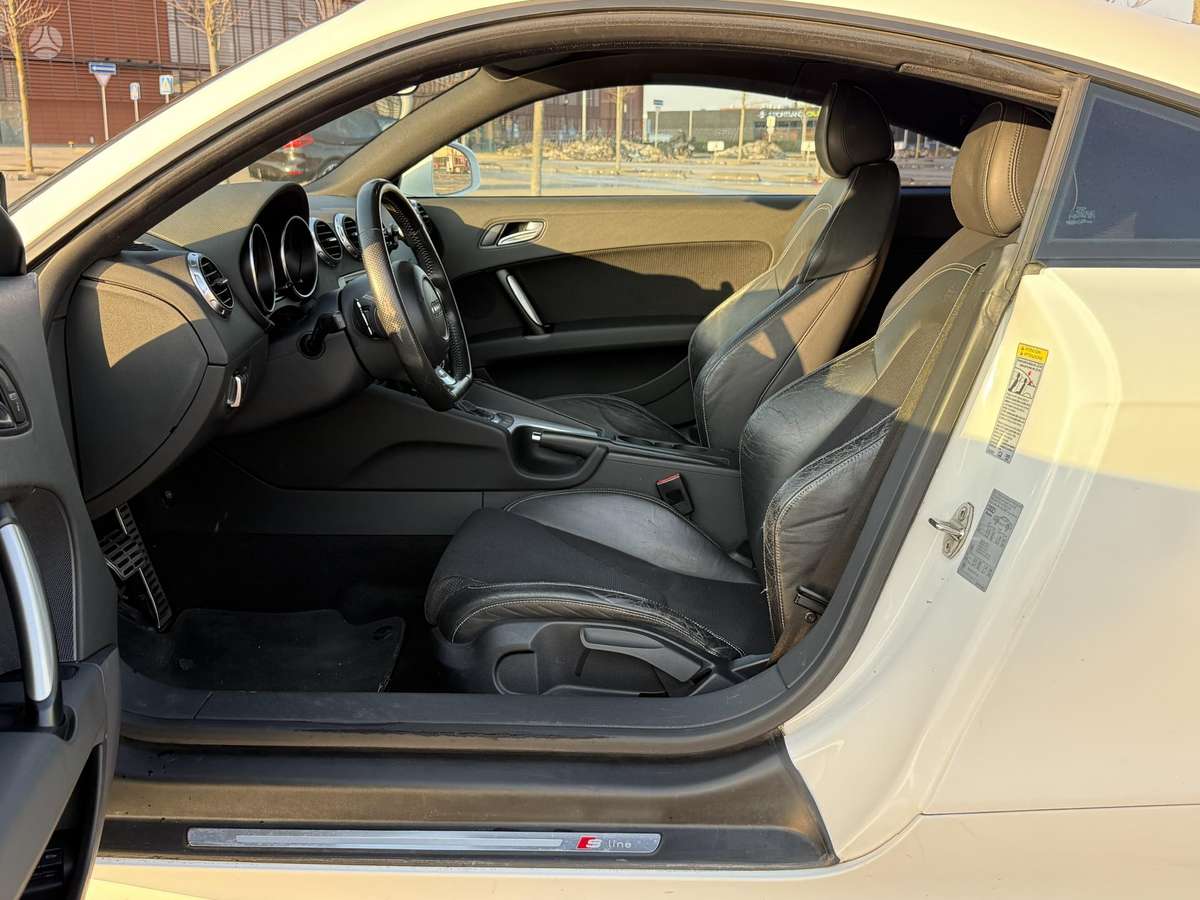 Audi TT, 2.0 l., Купе (coupe)