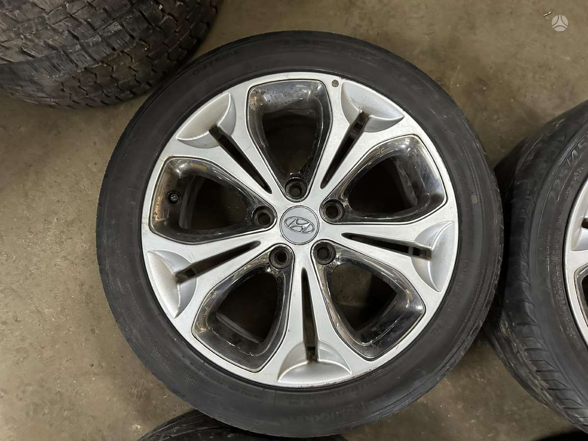Hyundai, lengvojo lydinio, R17