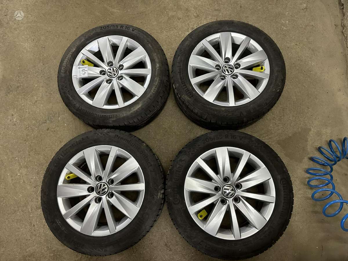 Volkswagen, light alloy, R16
