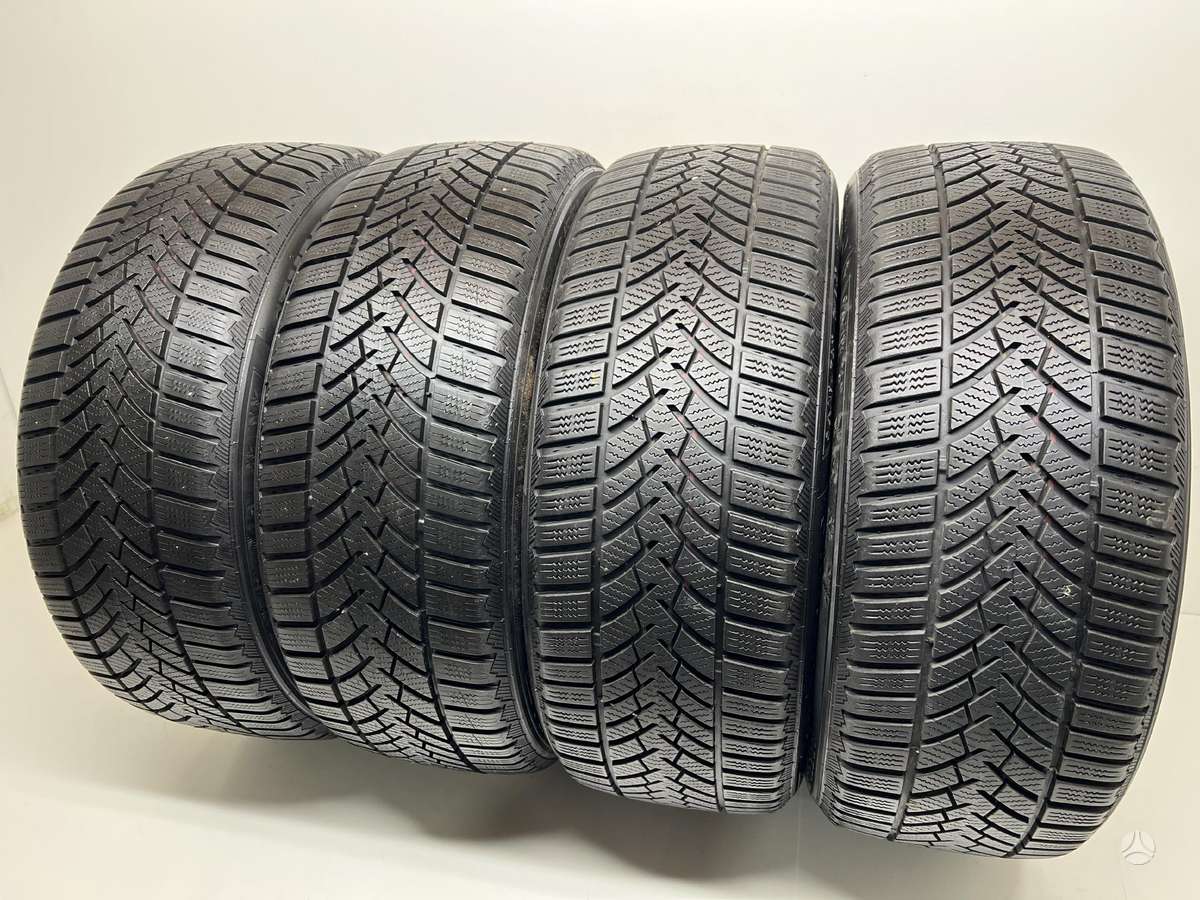 Semperit SpeedGrip 3, зимние 215/50 R18