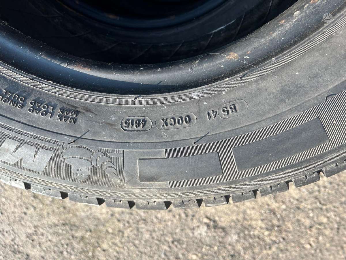 Michelin Agilis, summer 235/65 R16