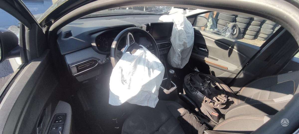 Dacia Sandero 37069885048