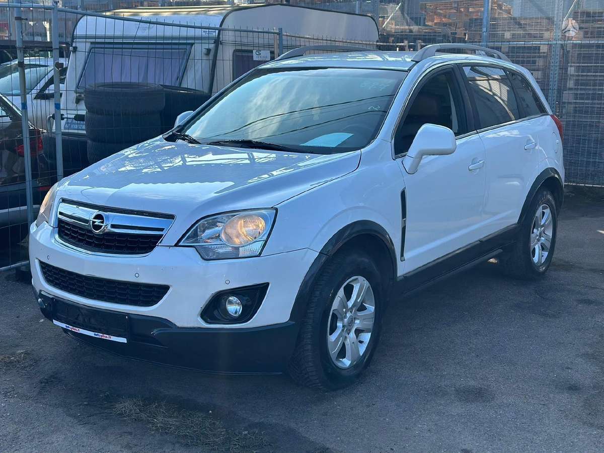 Opel Antara, 2.2 l., Внедорожник / Кроссовер
