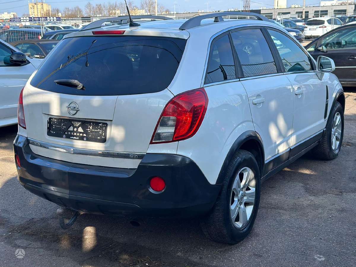 Opel Antara, 2.2 l., Внедорожник / Кроссовер