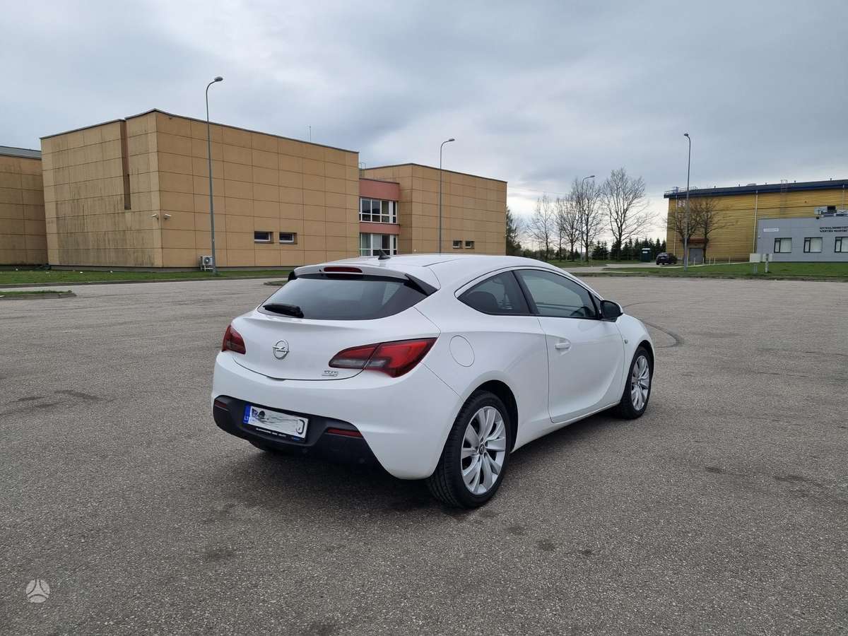 Opel Astra, 1.7 l., Хэтчбек