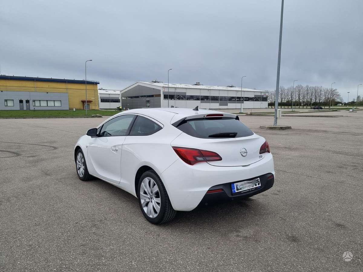 Opel Astra, 1.7 l., Хэтчбек
