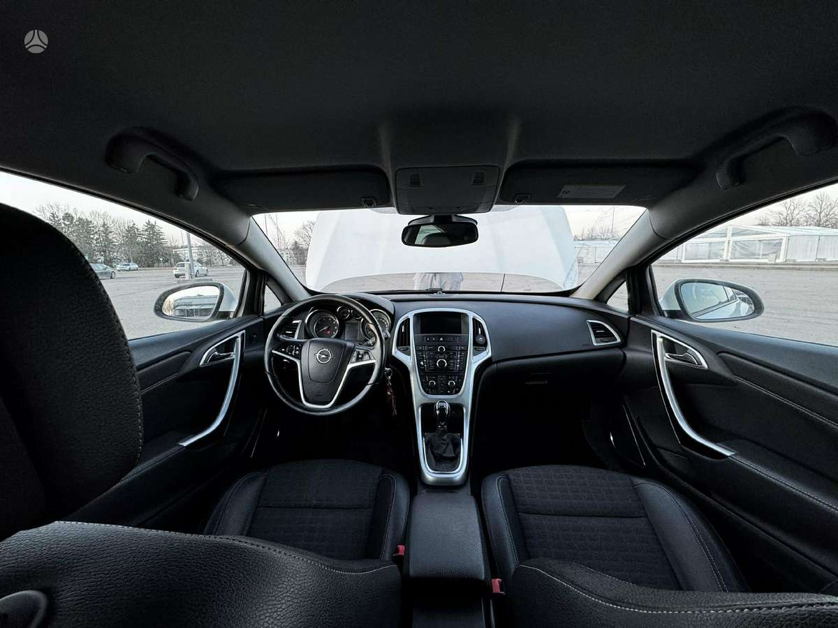 Opel Astra, 1.7 l., Хэтчбек