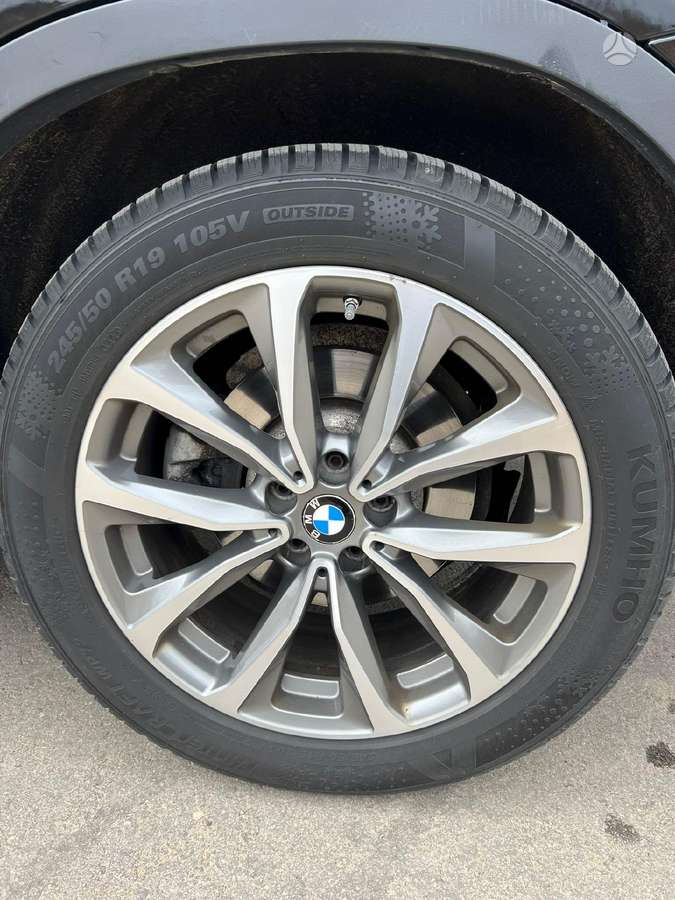 BMW X3, 2.0 l., off-road / crossover