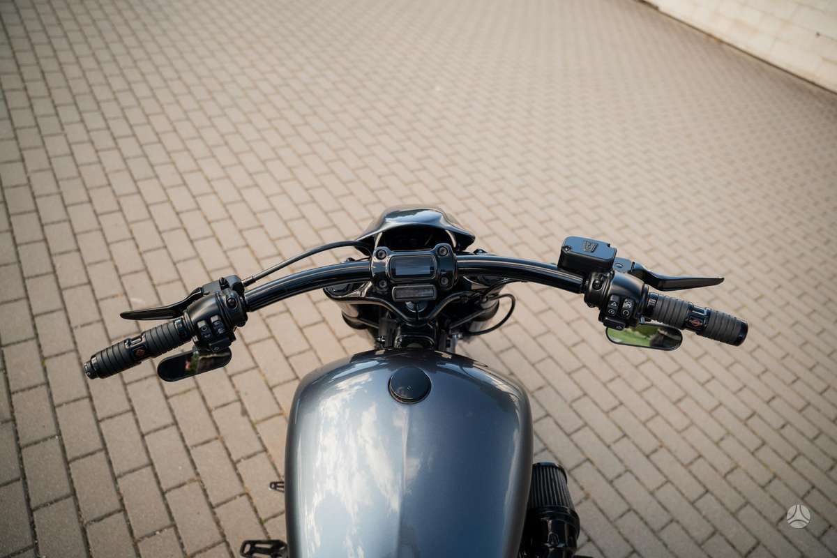 Harley-Davidson BREAKOUT 1917cc, чопперы / круизеры / custom
